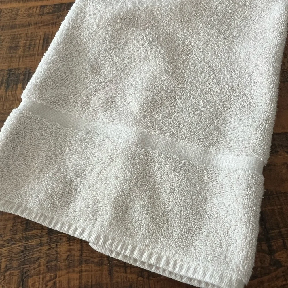 Wamsutta Regency Pima Cream bath rug